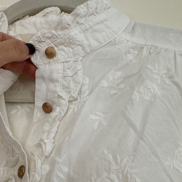 White Ruffled Blouse - Picture 3 of 9